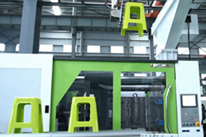 凳子注塑生產(chǎn)線